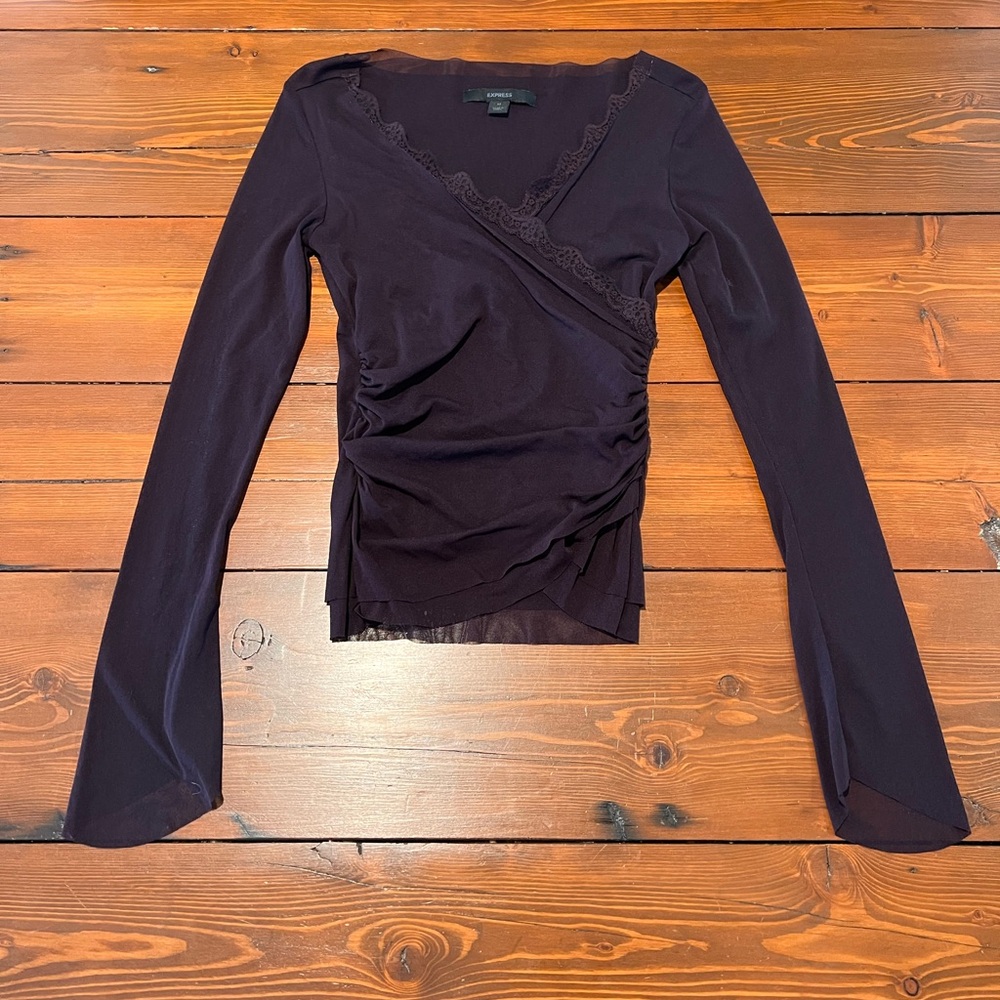 Vintage Express - Dark Plum Purple Long Sleeve V-Neck Lace Ruched Shirt - Medium